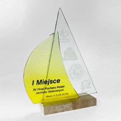 Glass awards - Fusing - glass statuette